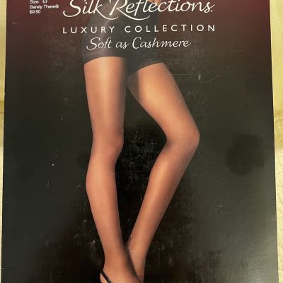 New Hanes Silk Reflections  Hosiery Size EF Barely There, Control Top Sandlefoot